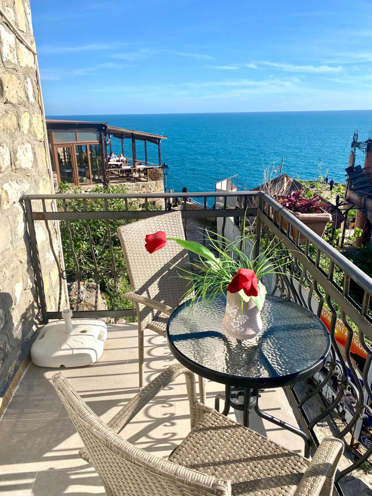 Apartments Zuto Улцин Екстериор снимка