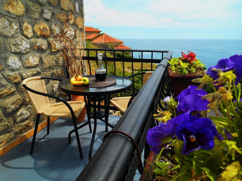 Apartments Zuto Улцин Екстериор снимка