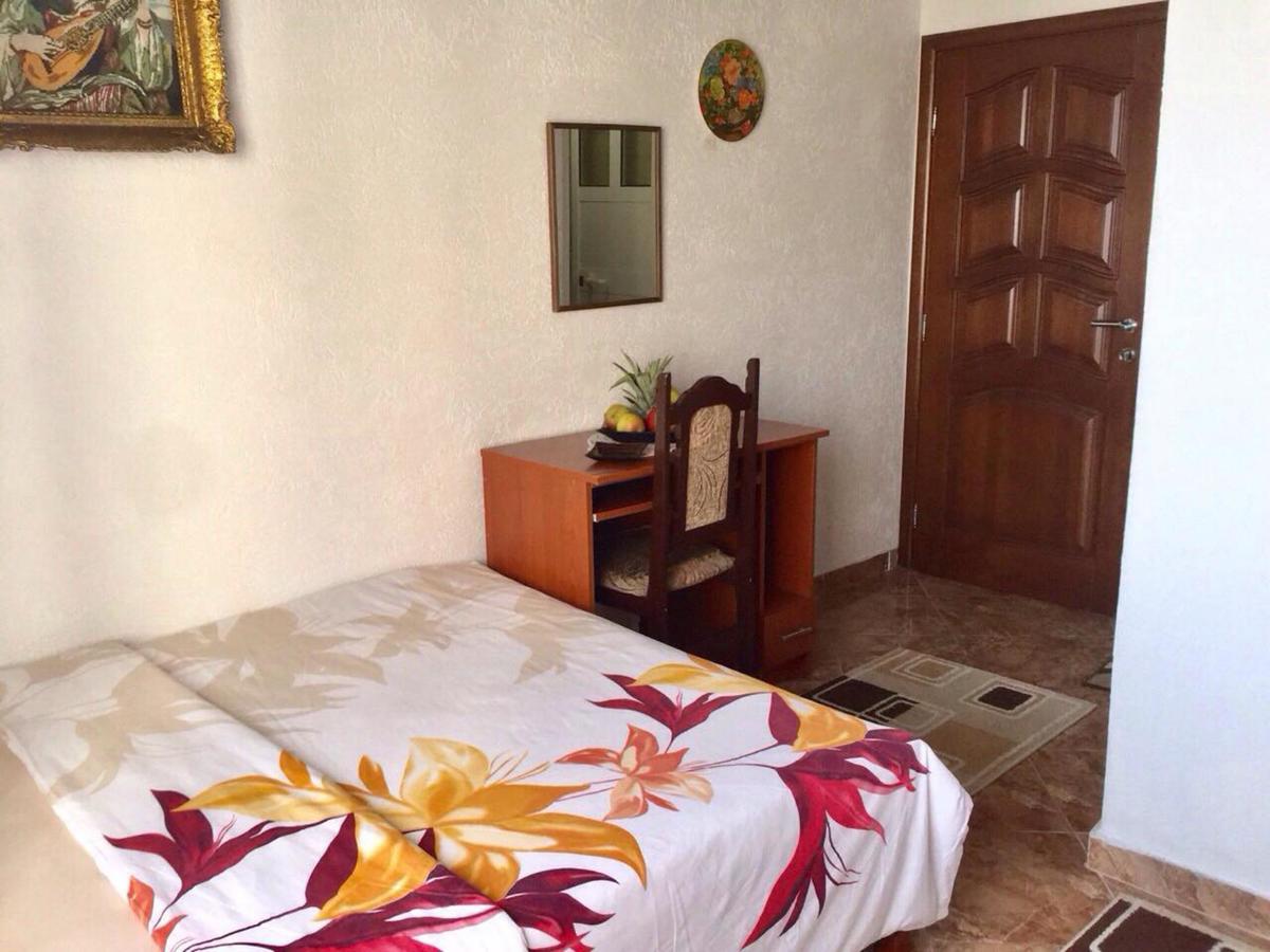 Apartments Zuto Улцин Екстериор снимка